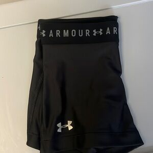 Under armor spandex shorts